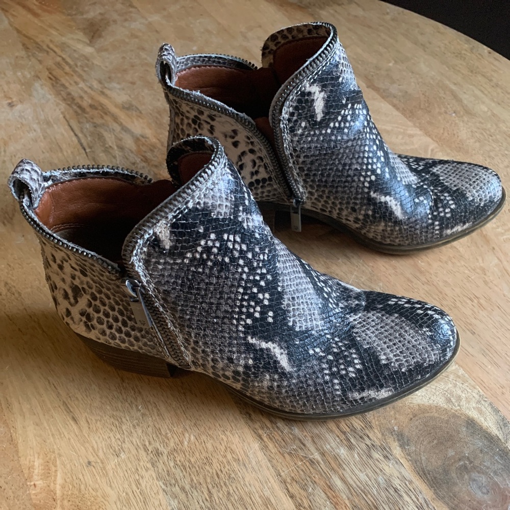 Lucky Women’s Basel Boots Booties snake print